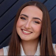 Layla Capri