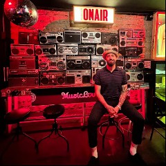 Mad Radio