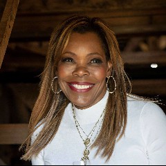 Dee Robinson