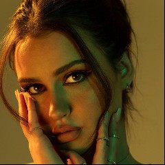 CÉLINE