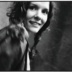 Edie Brickell