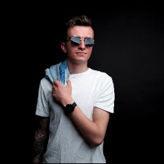 Mike Zaloxx