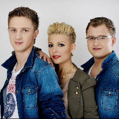 PIEKNI I MLODZI