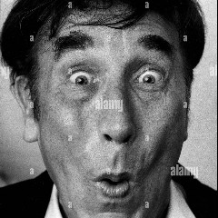 Frankie Howerd
