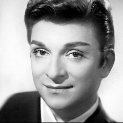 Zeki Müren