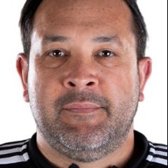 Junior González
