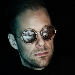 Adam Beyer & Pig&Dan