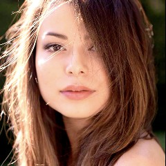 Miranda Cosgrove
