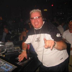 Max Deejay