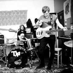 Dinosaur Pile‐Up