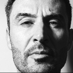 Yves Larock & Oomloud