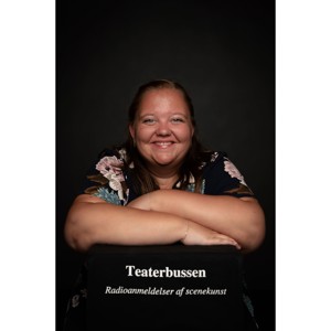 Teaterbussen - radioanmeldelser af scenekunst
