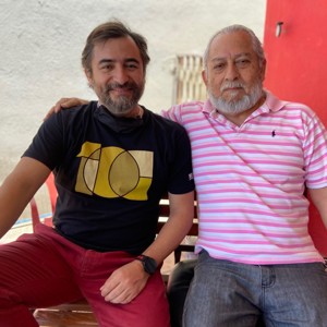 Por Amor A LA Música