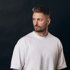 Deep Moments Radio Show