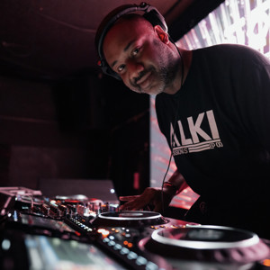 Solly's Podcast [The Dizz]